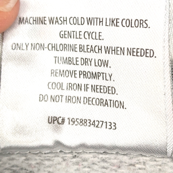 Looney Tunes Graphic Sweatshirt, XS (Juniors) - Picture 7 of 8